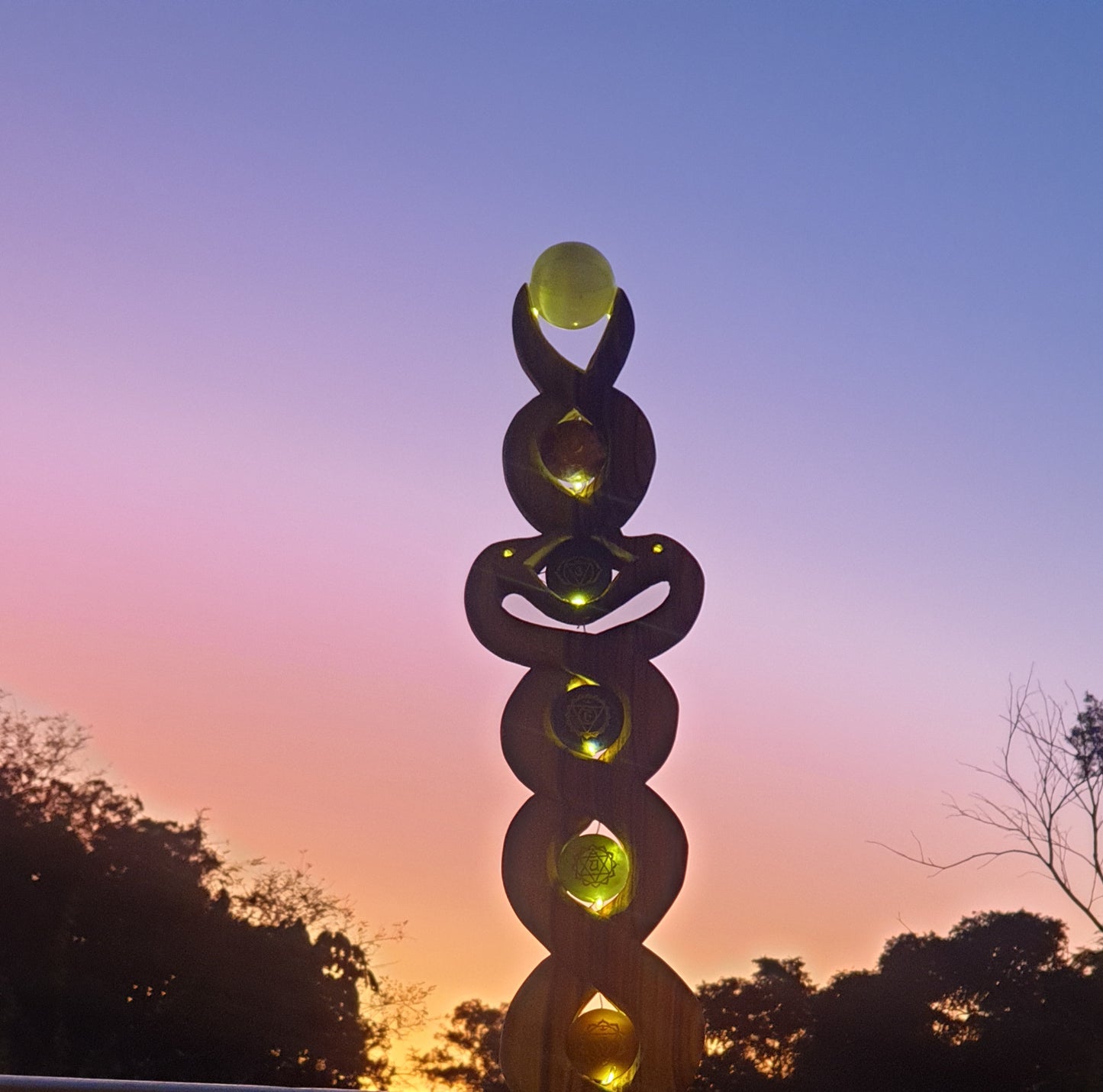 Healing Crystal Tower Light